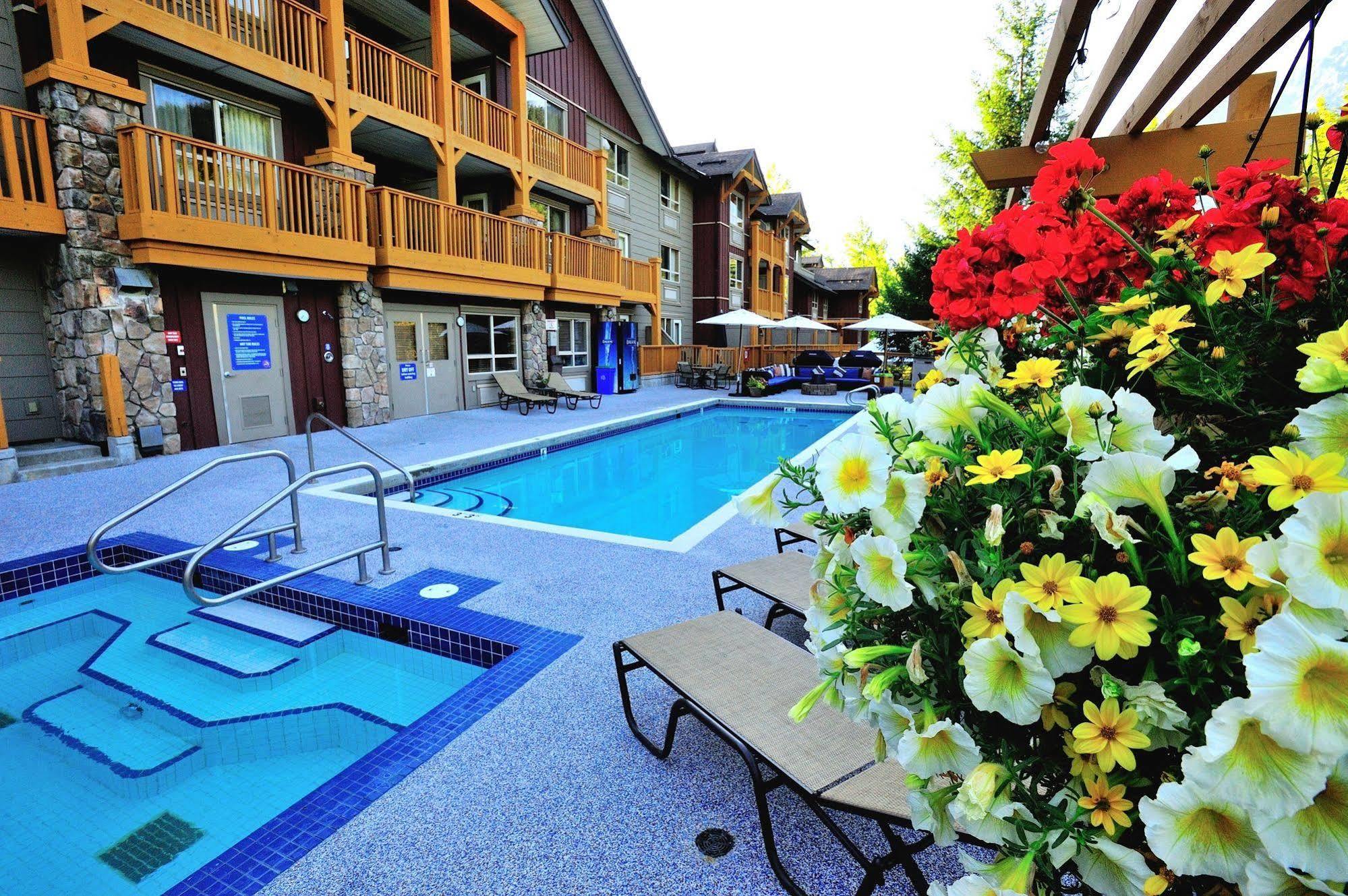 Pemberton Valley Lodge Exterior foto